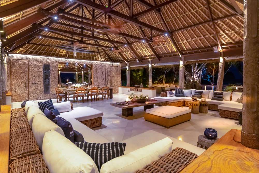 Haweri: Living and Dining Room